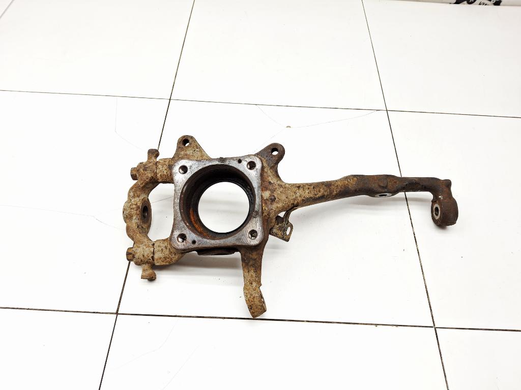 Кулак поворотный передний правый, 12000 рублей, Пермь