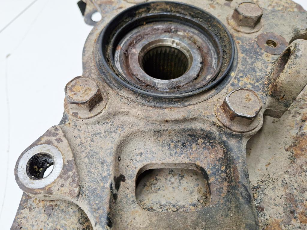 Кулак поворотный передний левый, 10000 рублей, Пермь