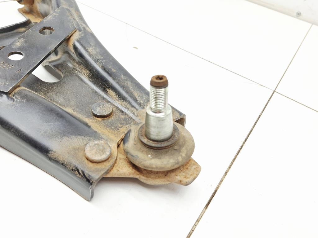 Рычаг передний правый, 3000 рублей, Пермь