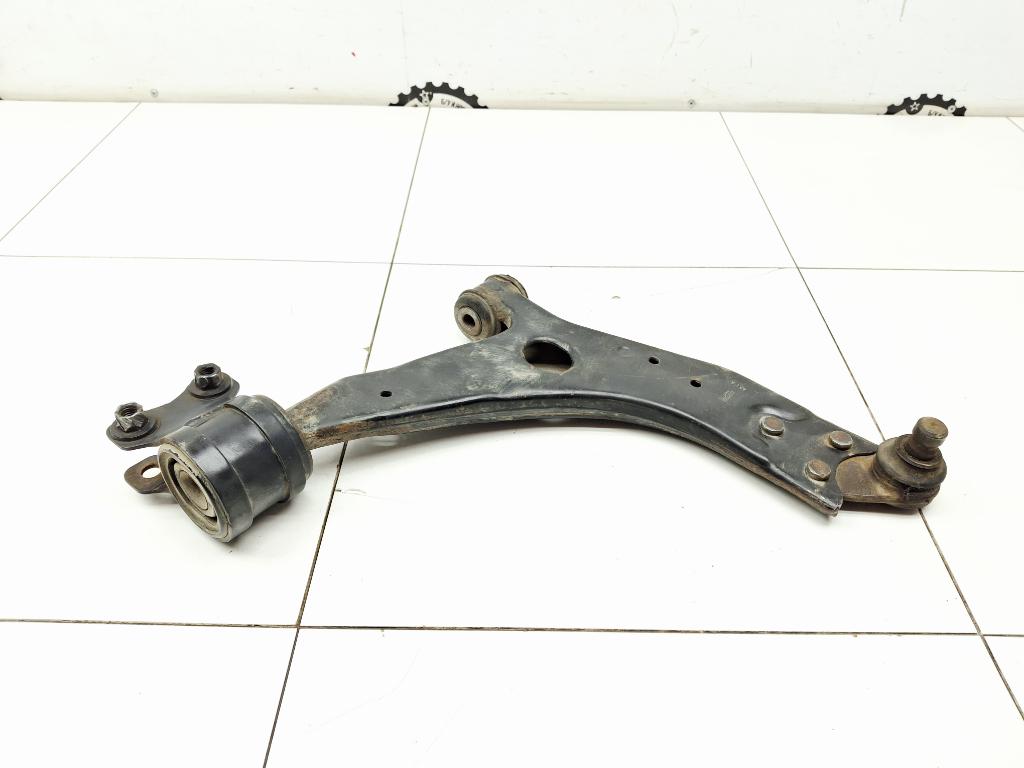 Рычаг передний правый, 3000 рублей, Пермь