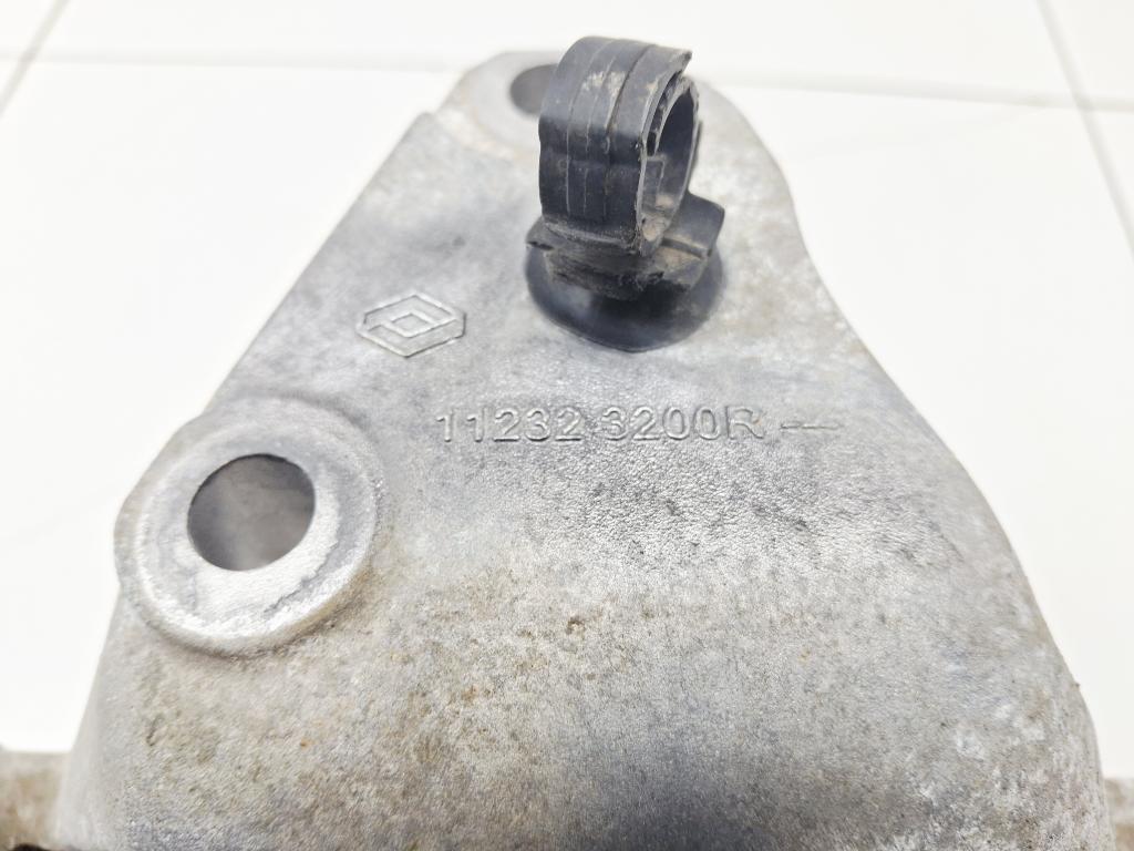 Опора двигателя правая, 7000 рублей, Пермь