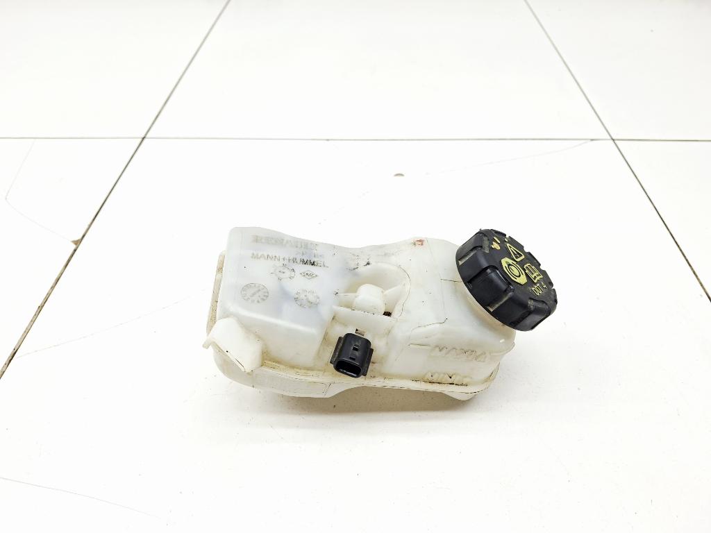 Бачок главного тормозного цилиндра, 1000 рублей, Пермь