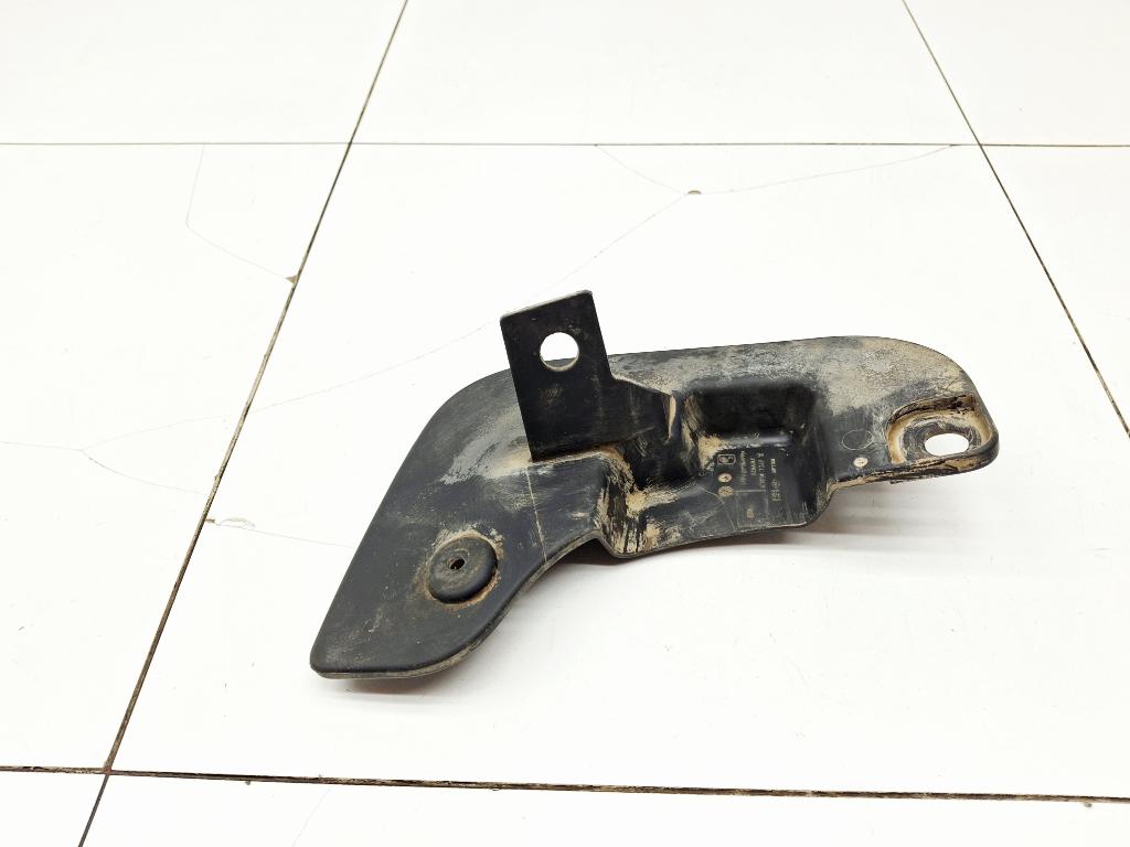 Брызговик передний правый, 700 рублей, Пермь