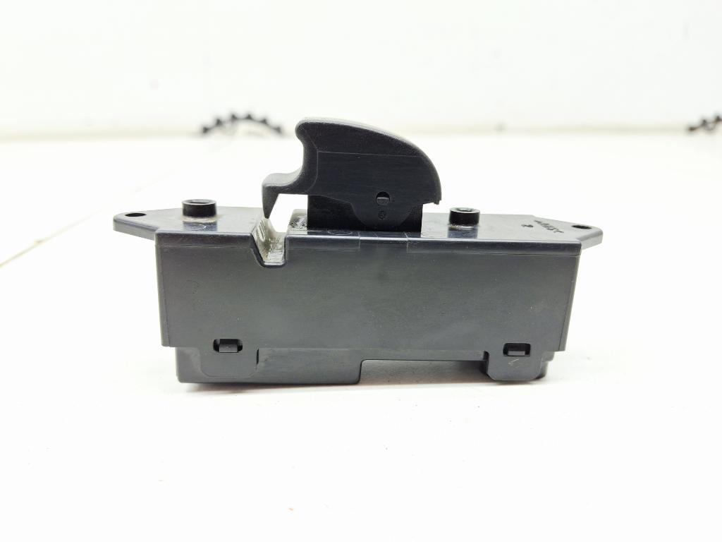 Кнопка стеклоподъемника, 500 рублей, Пермь