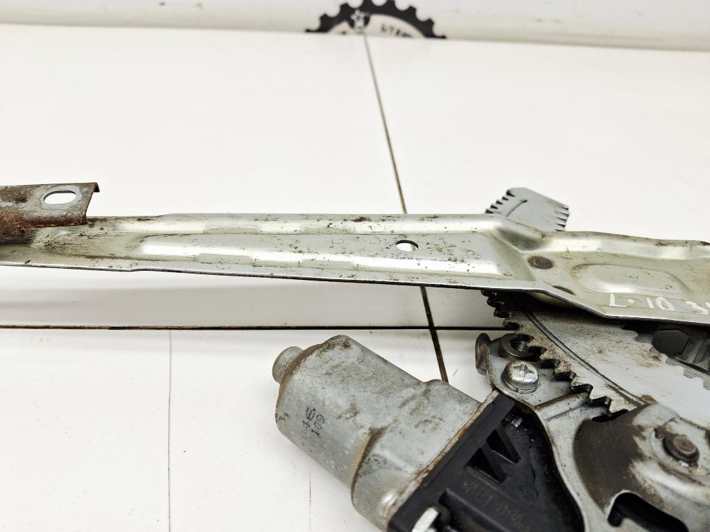 Стеклоподъемник задний правый, 500 рублей, Пермь