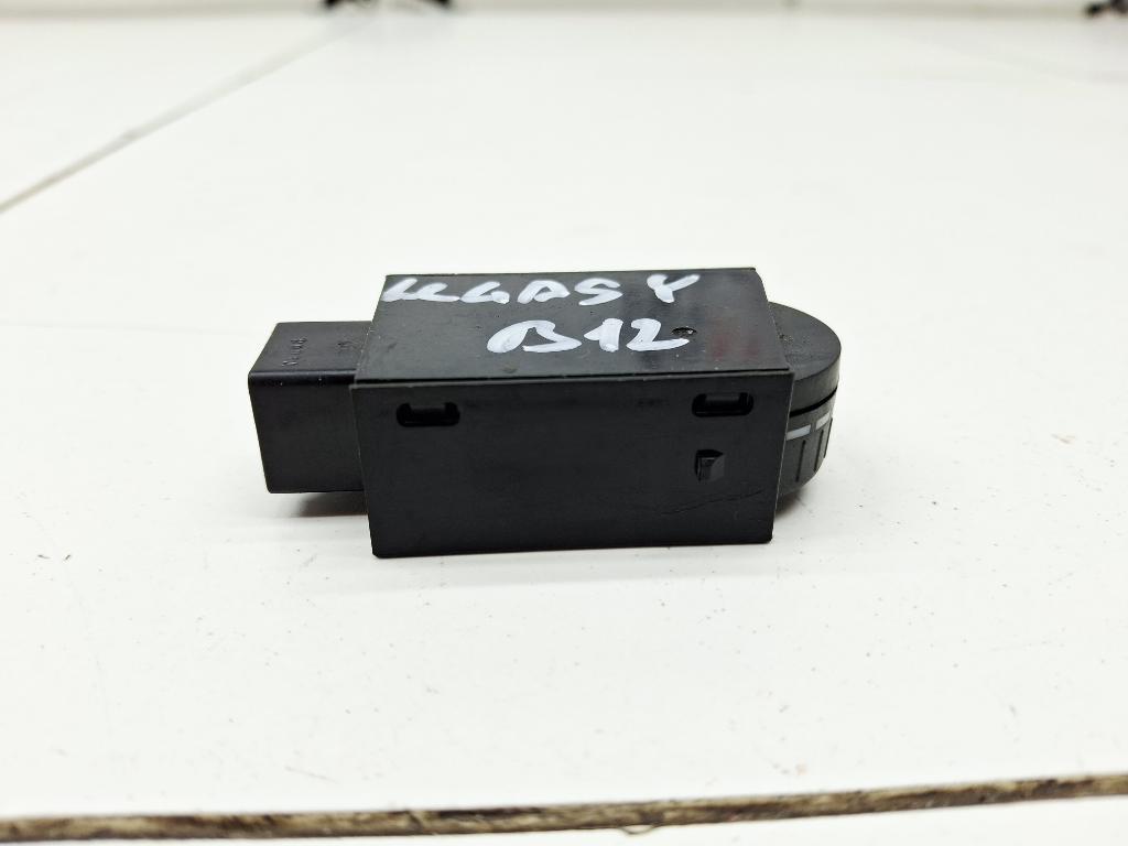 Кнопка освещения панели приборов, 500 рублей, Пермь