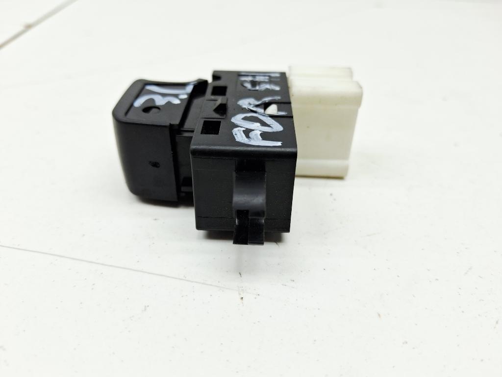 Кнопка стеклоподъемника, 500 рублей, Пермь