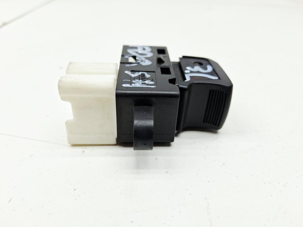 Кнопка стеклоподъемника, 500 рублей, Пермь