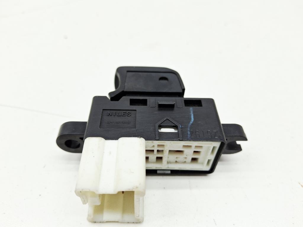 Кнопка стеклоподъемника, 500 рублей, Пермь