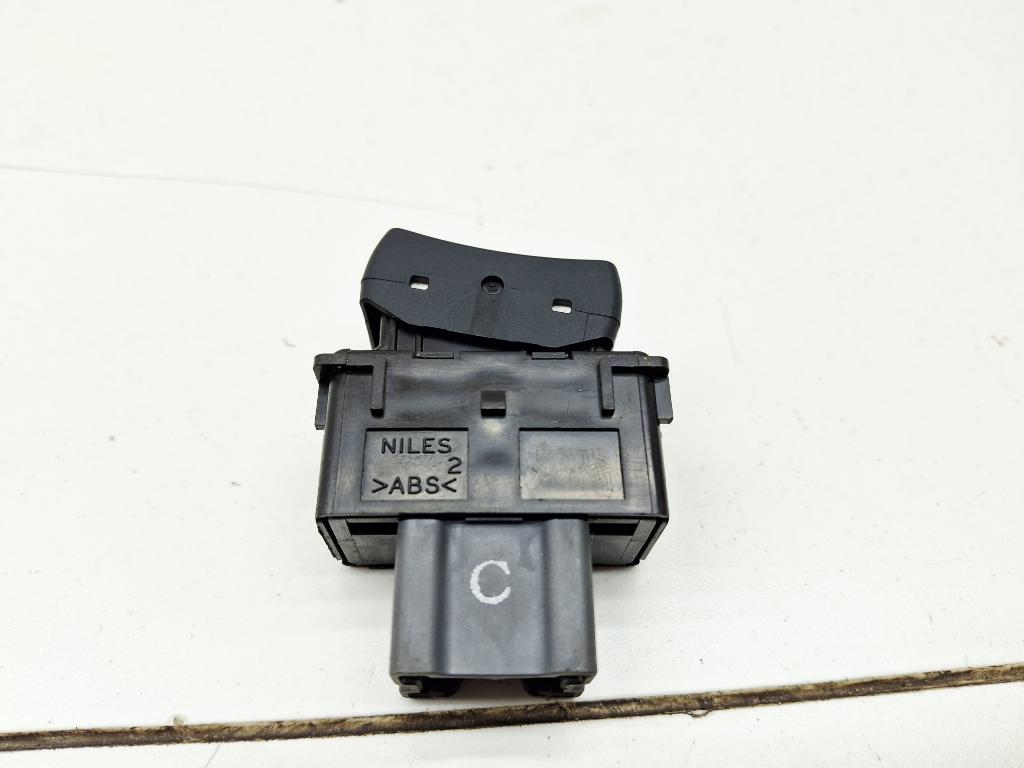 Кнопка обогрева сидений, 1000 рублей, Пермь