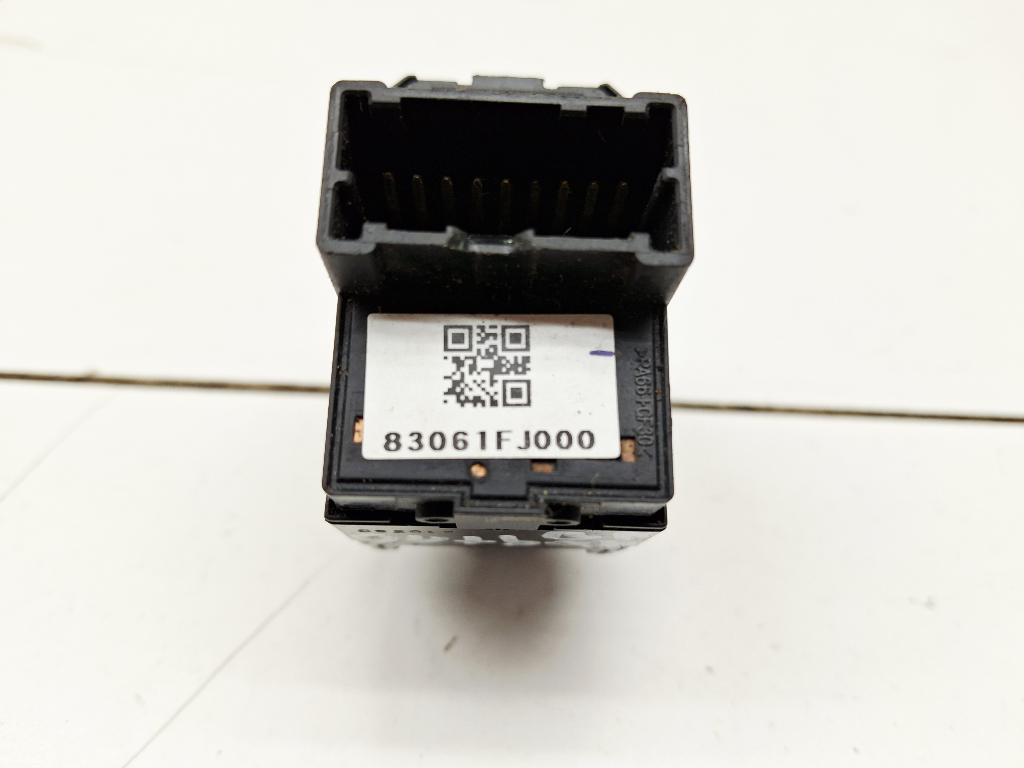 Переключатель регулировки зеркала, 1500 рублей, Пермь