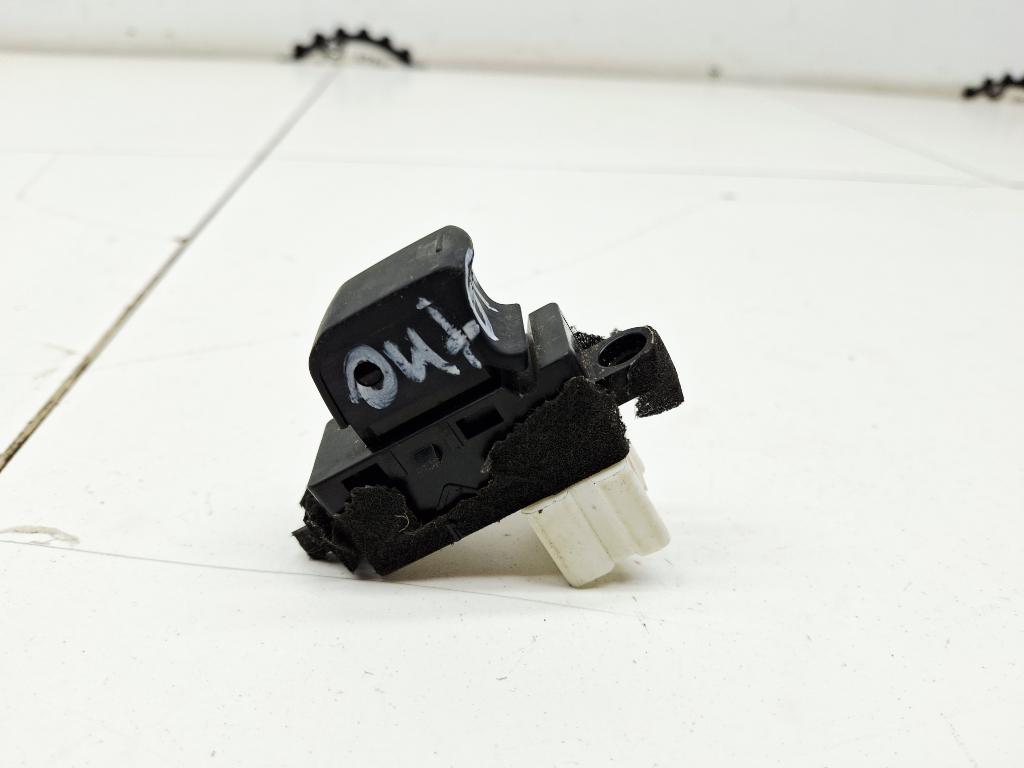 Кнопка стеклоподъемника, 500 рублей, Пермь