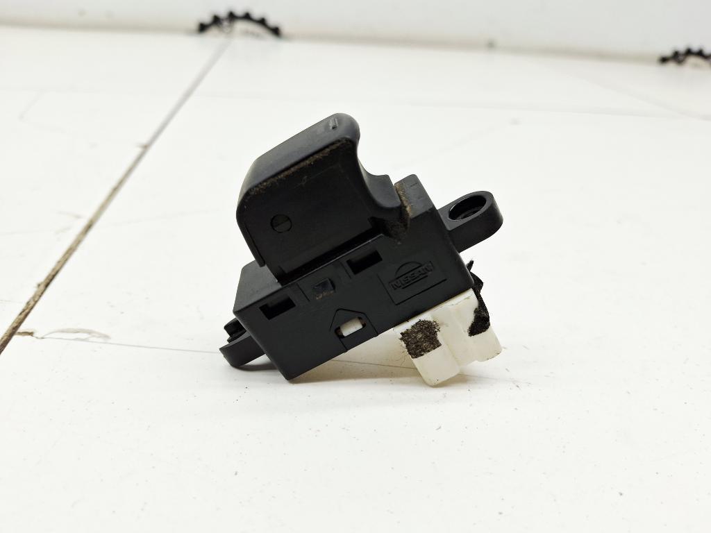 Кнопка стеклоподъемника, 500 рублей, Пермь