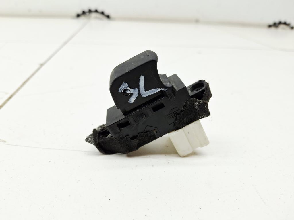 Кнопка стеклоподъемника, 500 рублей, Пермь