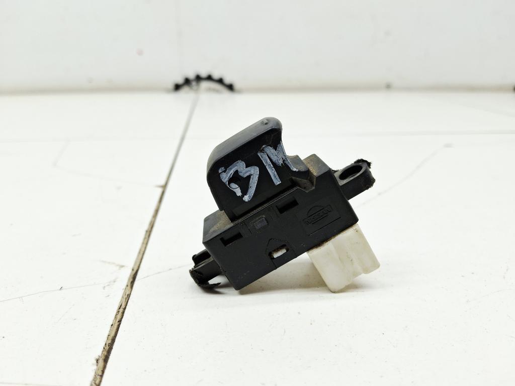 Кнопка стеклоподъемника, 500 рублей, Пермь