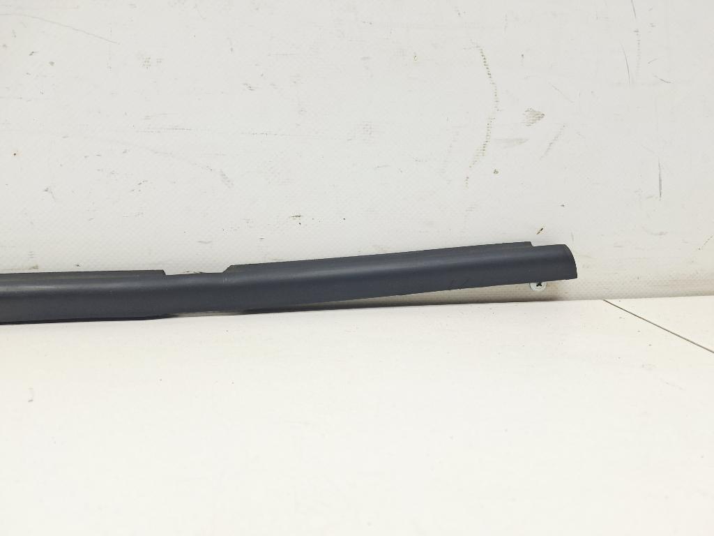 Накладка стекла переднего правого, 2500 рублей, Пермь