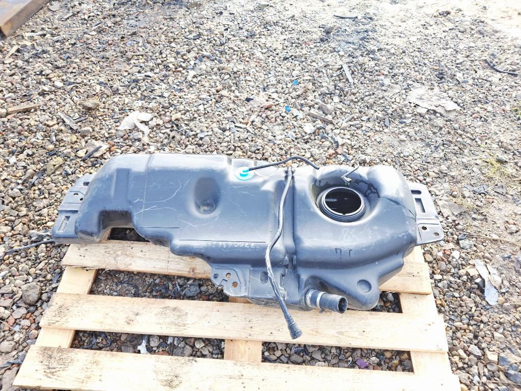 Бак топливный, 1000 рублей, Пермь