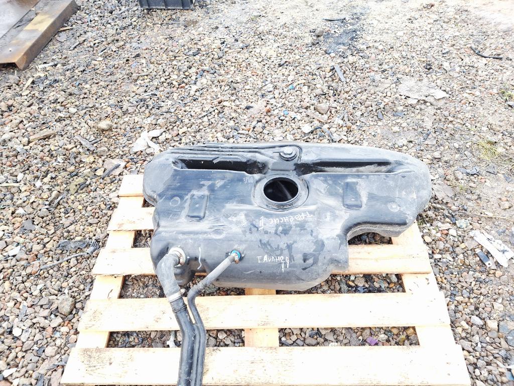 Бак топливный, 2500 рублей, Пермь