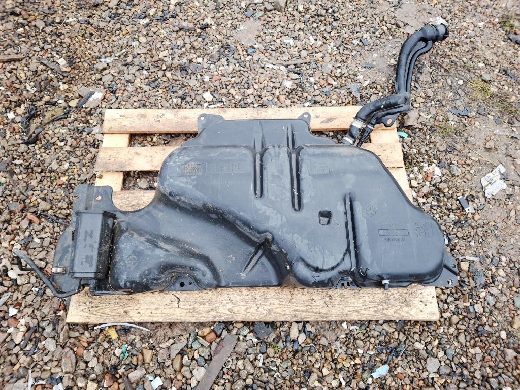 Бак топливный, 2500 рублей, Пермь