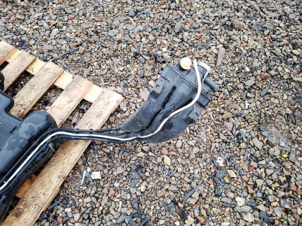 Бак топливный, 2000 рублей, Пермь