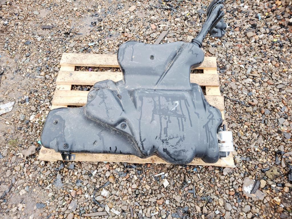 Бак топливный, 2000 рублей, Пермь