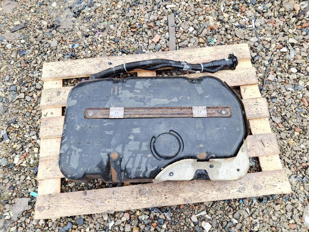 Бак топливный, 1500 рублей, Пермь