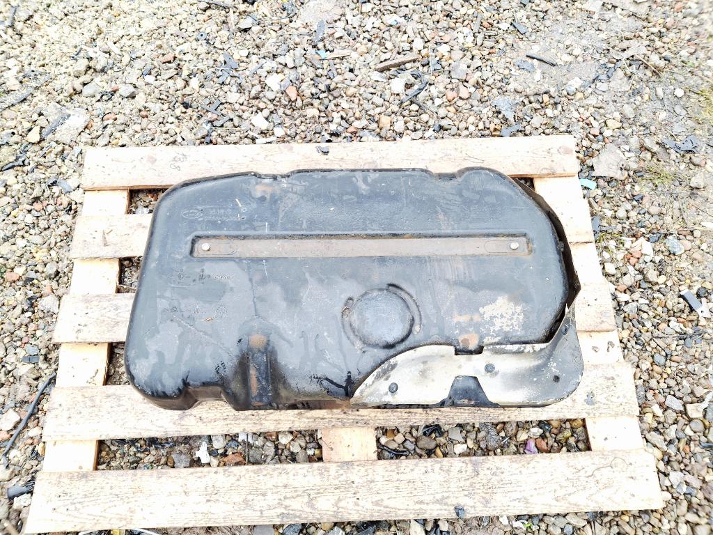 Бак топливный, 1500 рублей, Пермь