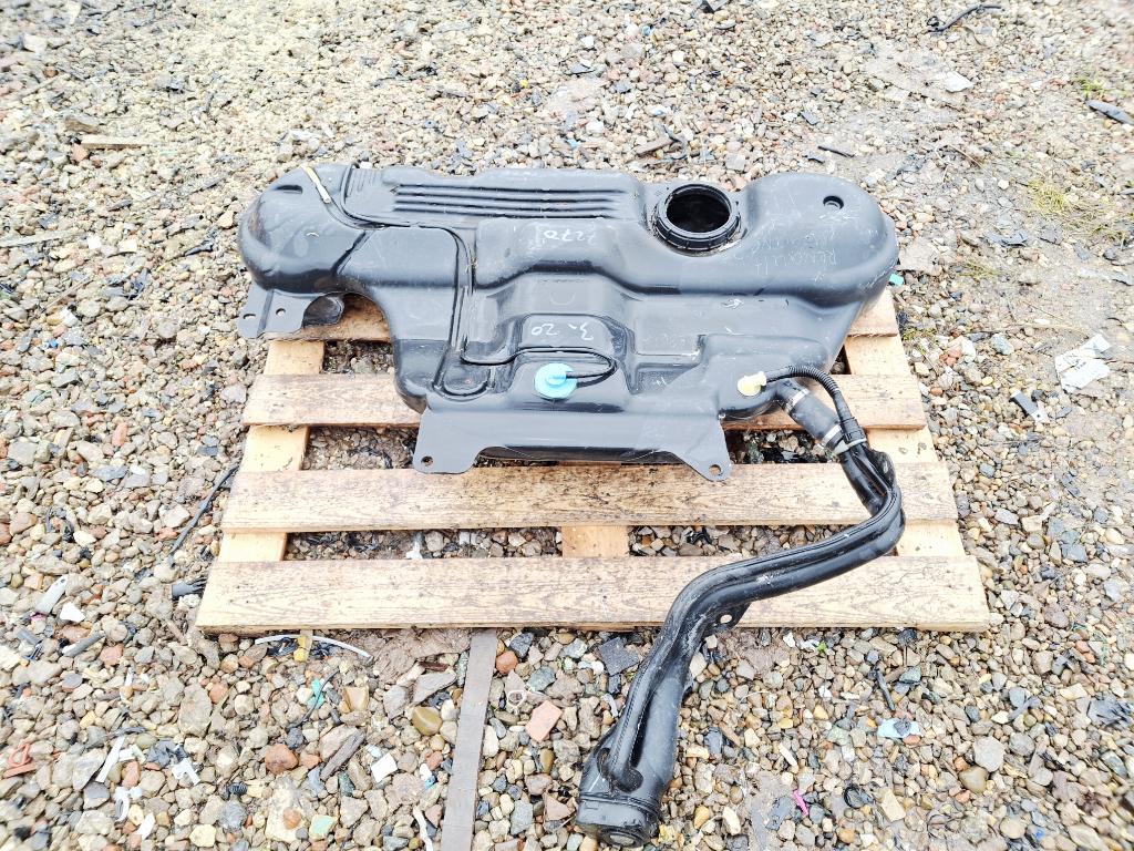 Бак топливный, 1500 рублей, Пермь