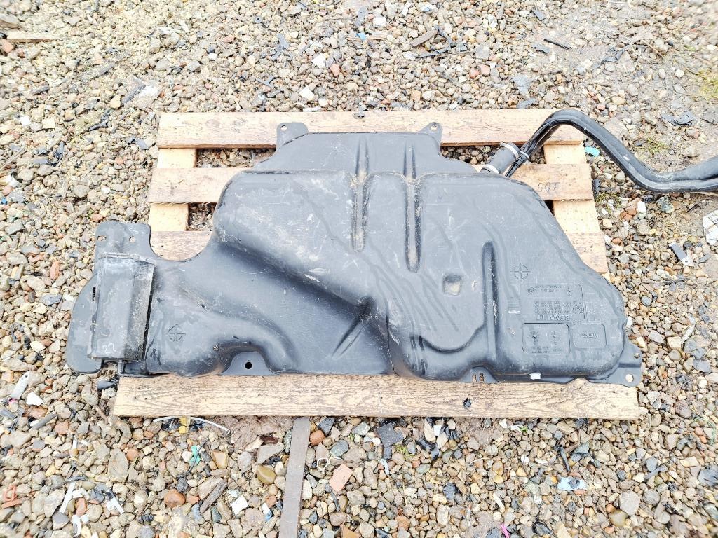 Бак топливный, 1500 рублей, Пермь