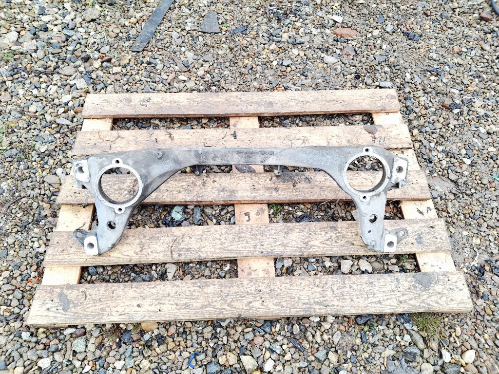 Балка передняя поперечная, 1500 рублей, Пермь