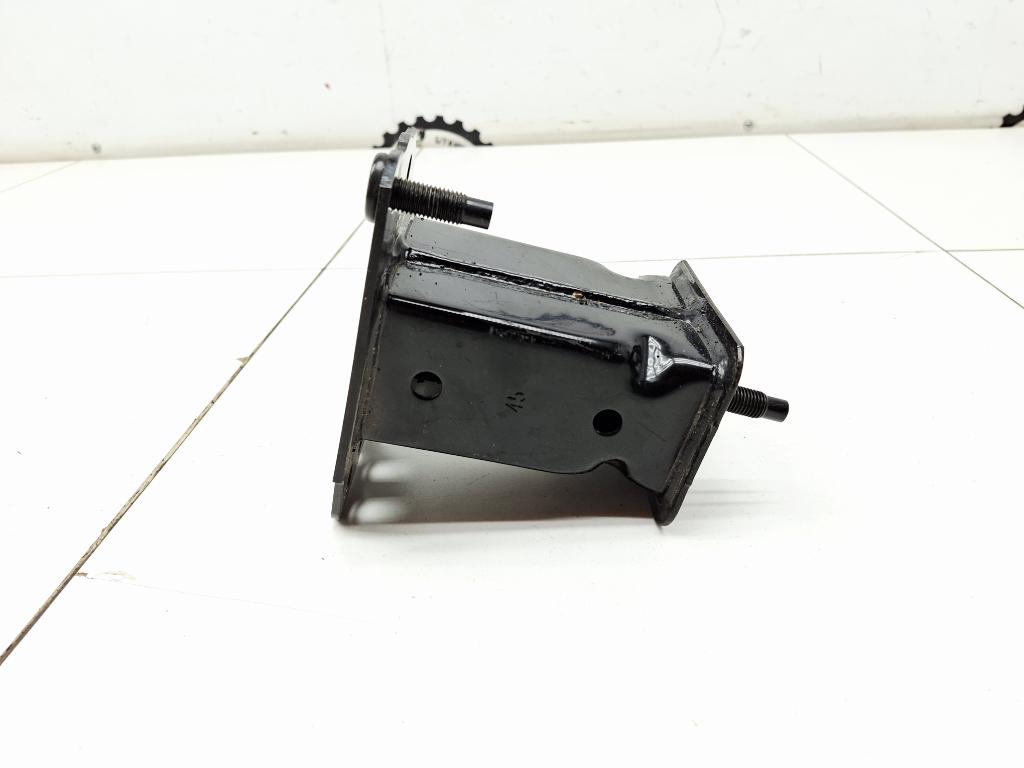 Кронштейн усилителя переднего бампера левый, 6000 рублей, Пермь