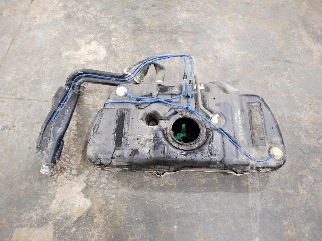 Бак топливный, 2000 рублей, Пермь