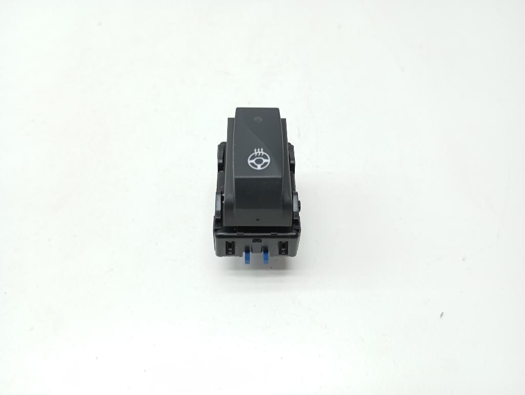 Кнопка обогрева руля, 1500 рублей, Пермь