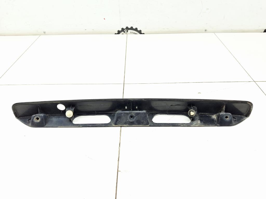 Накладка крышки багажника, 1000 рублей, Пермь