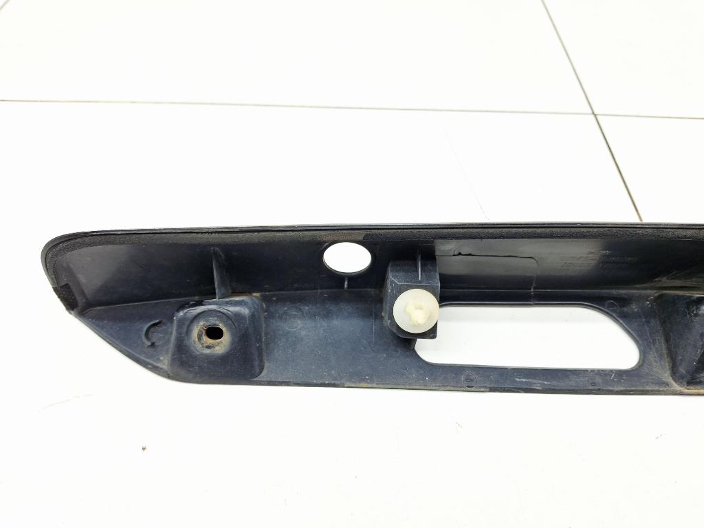 Накладка крышки багажника, 1000 рублей, Пермь