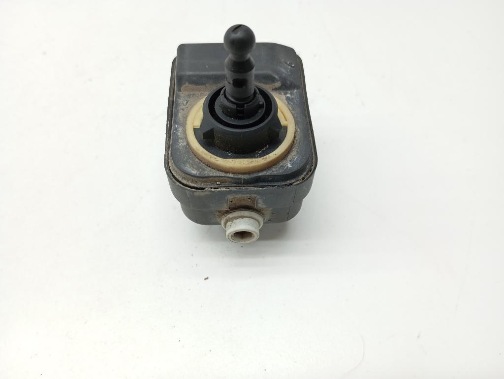 Моторчик корректора фары, 1000 рублей, Пермь