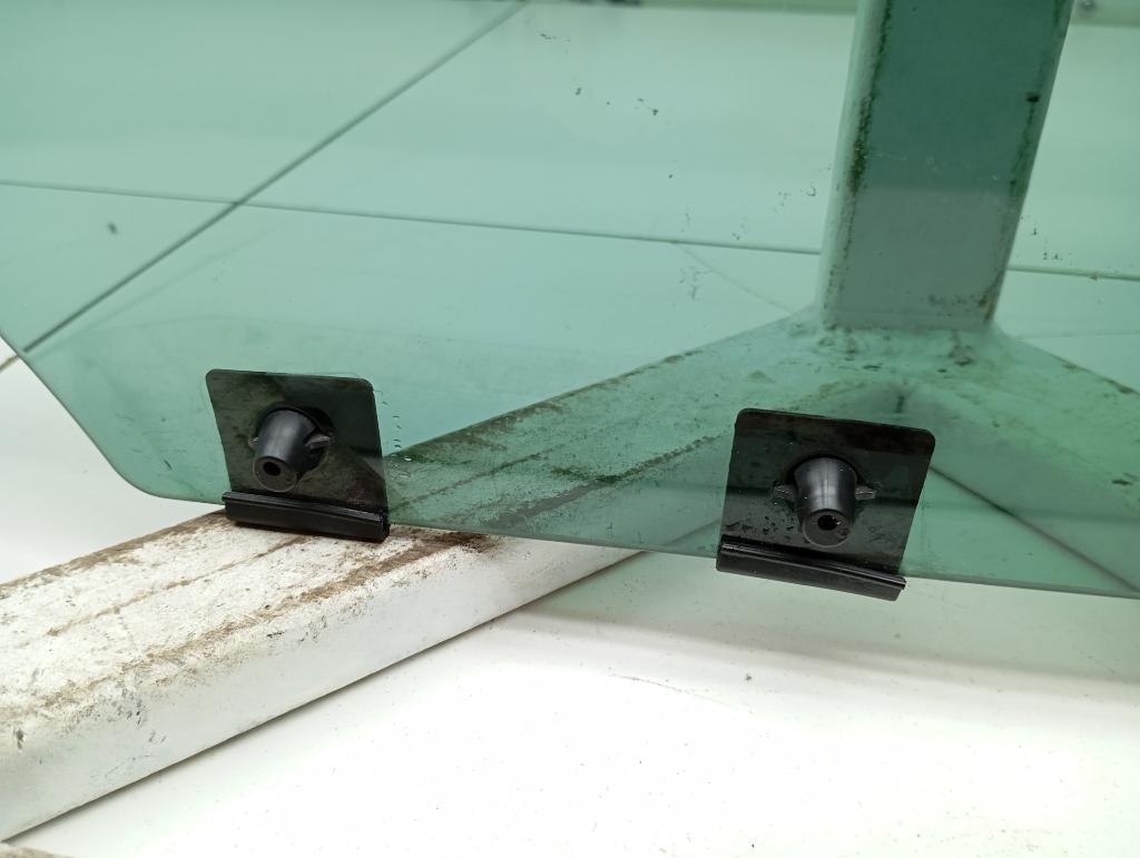 Стекло двери задней правой, 4000 рублей, Пермь