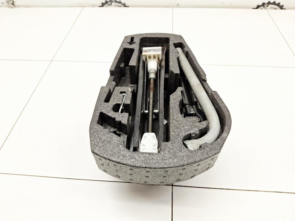 Домкрат, 4000 рублей, Пермь