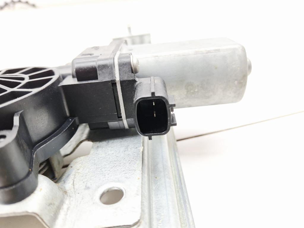 Стеклоподъемник задний правый, 1500 рублей, Пермь