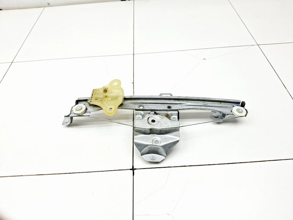 Стеклоподъемник задний правый, 1500 рублей, Пермь