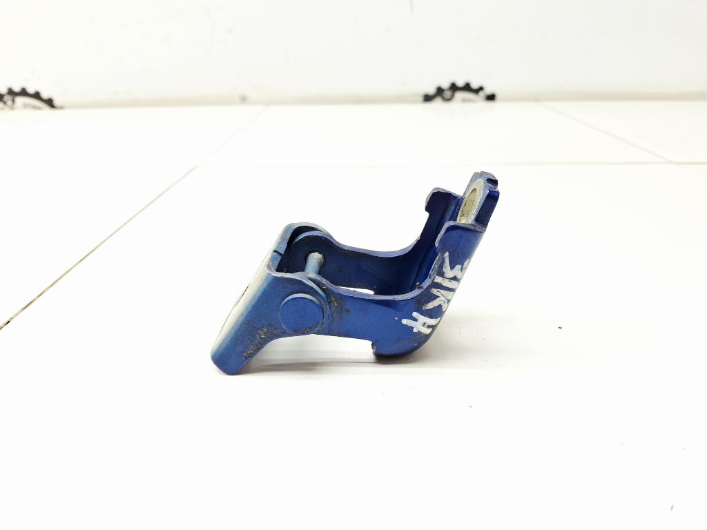 Петля двери задней правой нижняя, 500 рублей, Пермь