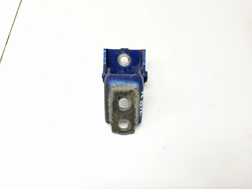 Петля двери задней правой нижняя, 500 рублей, Пермь