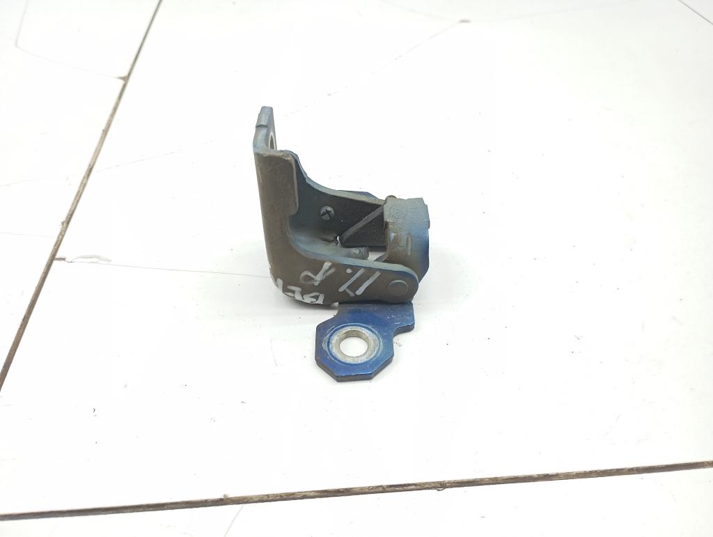 Петля двери передней правой верхняя, 1000 рублей, Пермь