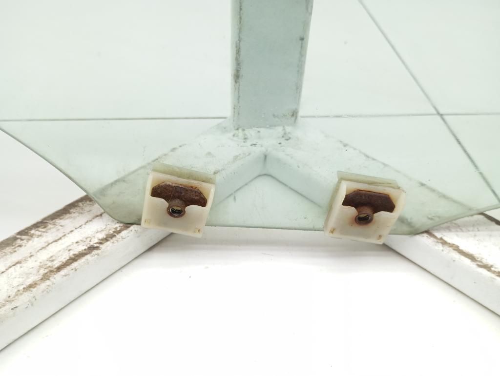 Стекло двери передней правой, 1500 рублей, Пермь