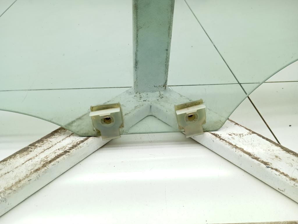 Стекло двери передней правой, 1500 рублей, Пермь