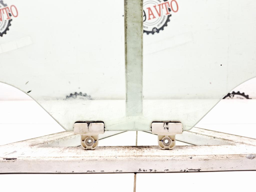 Стекло двери передней левой, 2500 рублей, Пермь