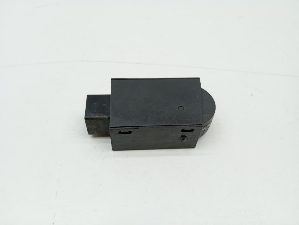 Кнопка освещения панели приборов, 500 рублей, Пермь