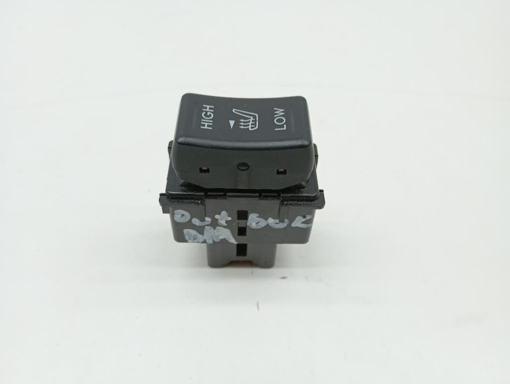 Кнопка обогрева сидений, 1000 рублей, Пермь