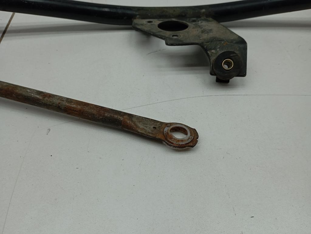 Трапеция дворников, 1000 рублей, Пермь