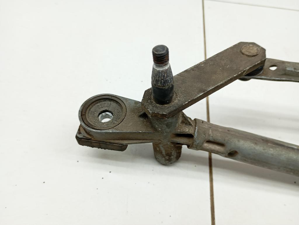 Трапеция дворников, 2000 рублей, Пермь